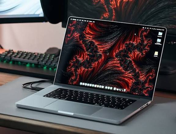 MacBook Pro M2 - 2023 Model