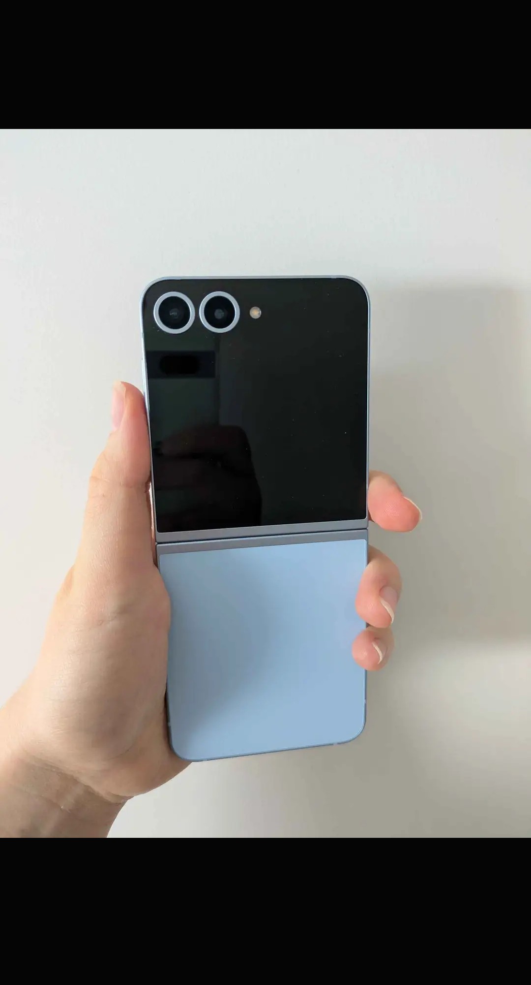 Samsung Z Flip 6 Blue